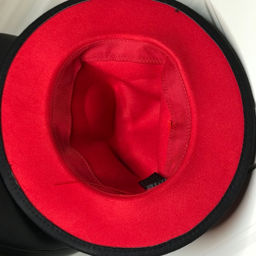 Hat - Picture 2 of 3